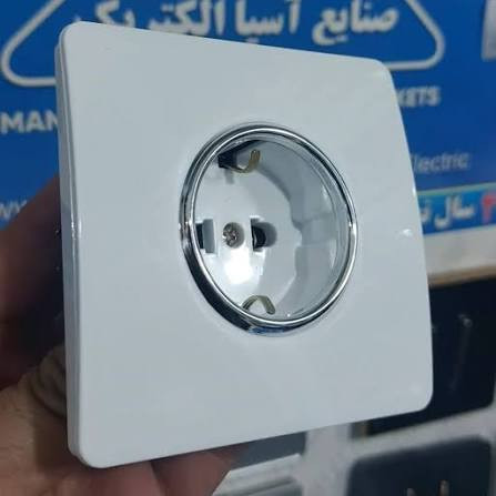 کلید و پریز آسیا الکتریک مدل کریستال سفید نقره ای