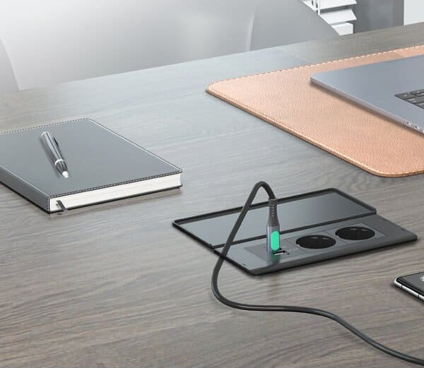 پریز کابینتی توکار ملونی کد 10172